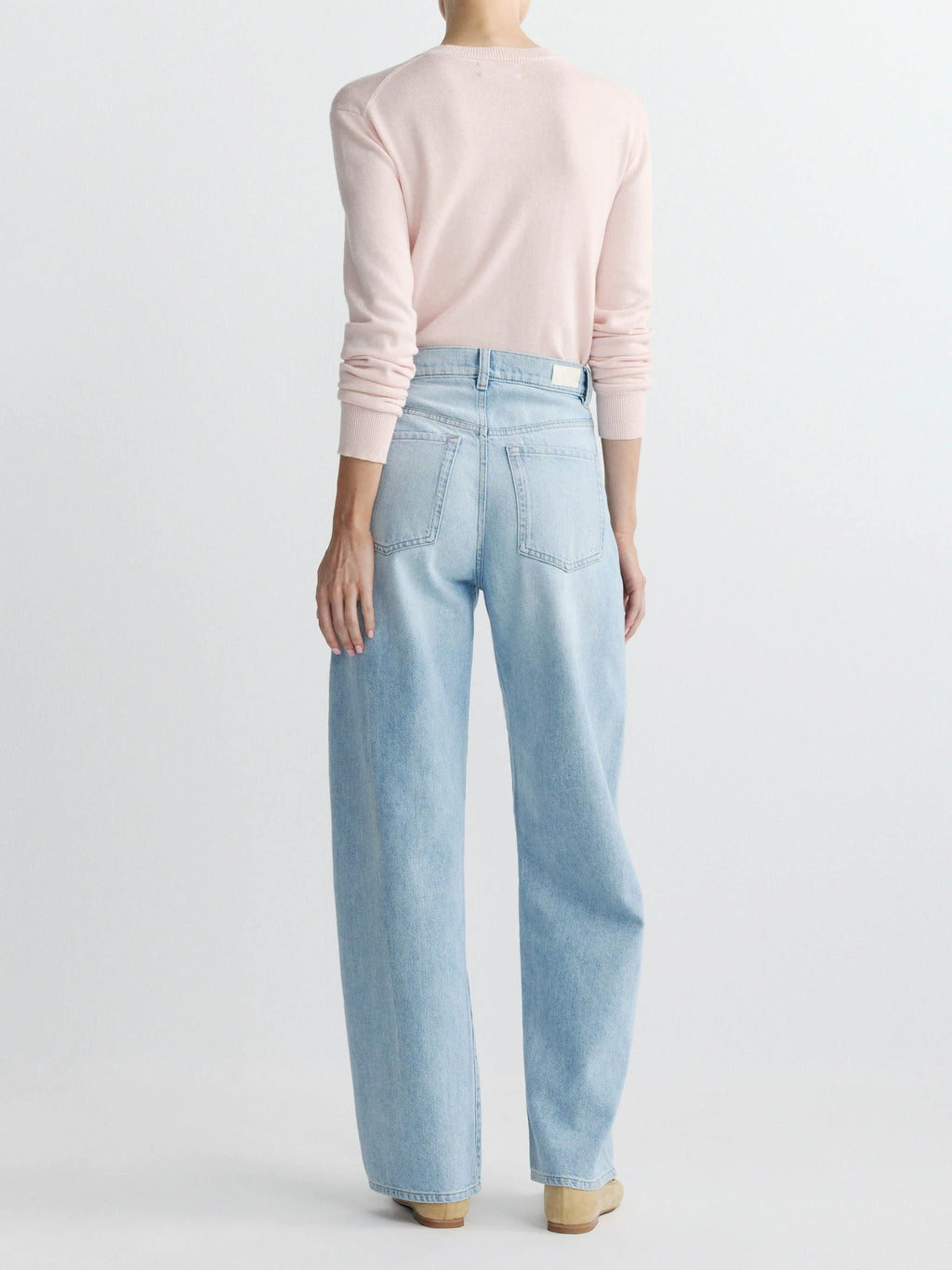 Taylor Relaxed Barrel Jeans