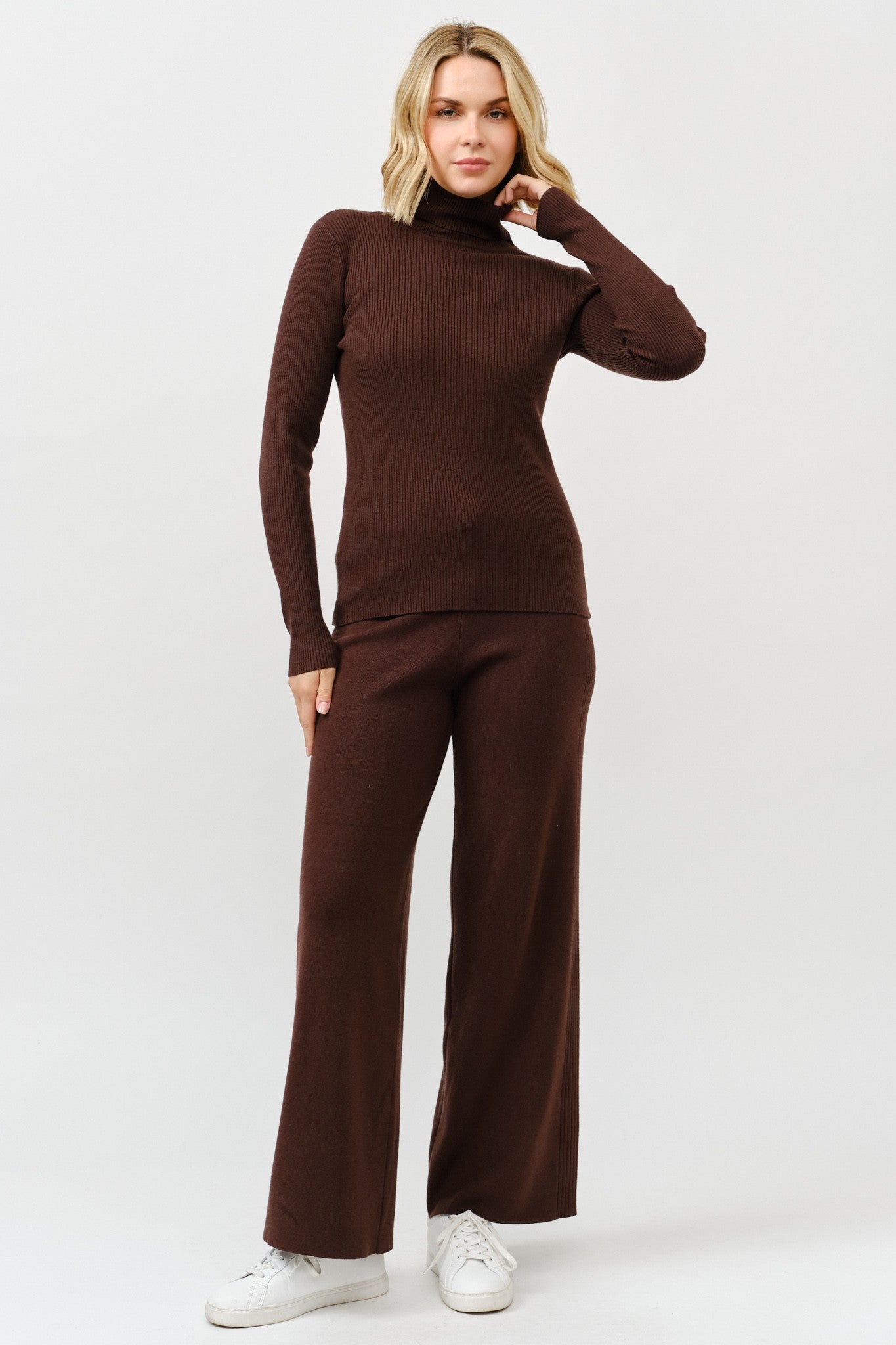 Gracie Turtleneck Sweater- Brown