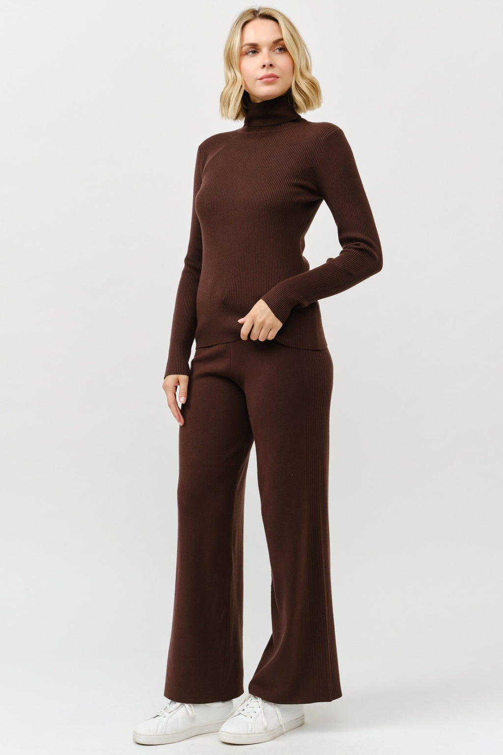 Gracie Turtleneck Sweater- Brown