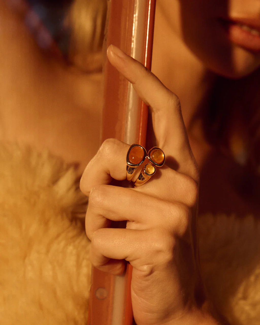 The Honey Resin Stud Ring