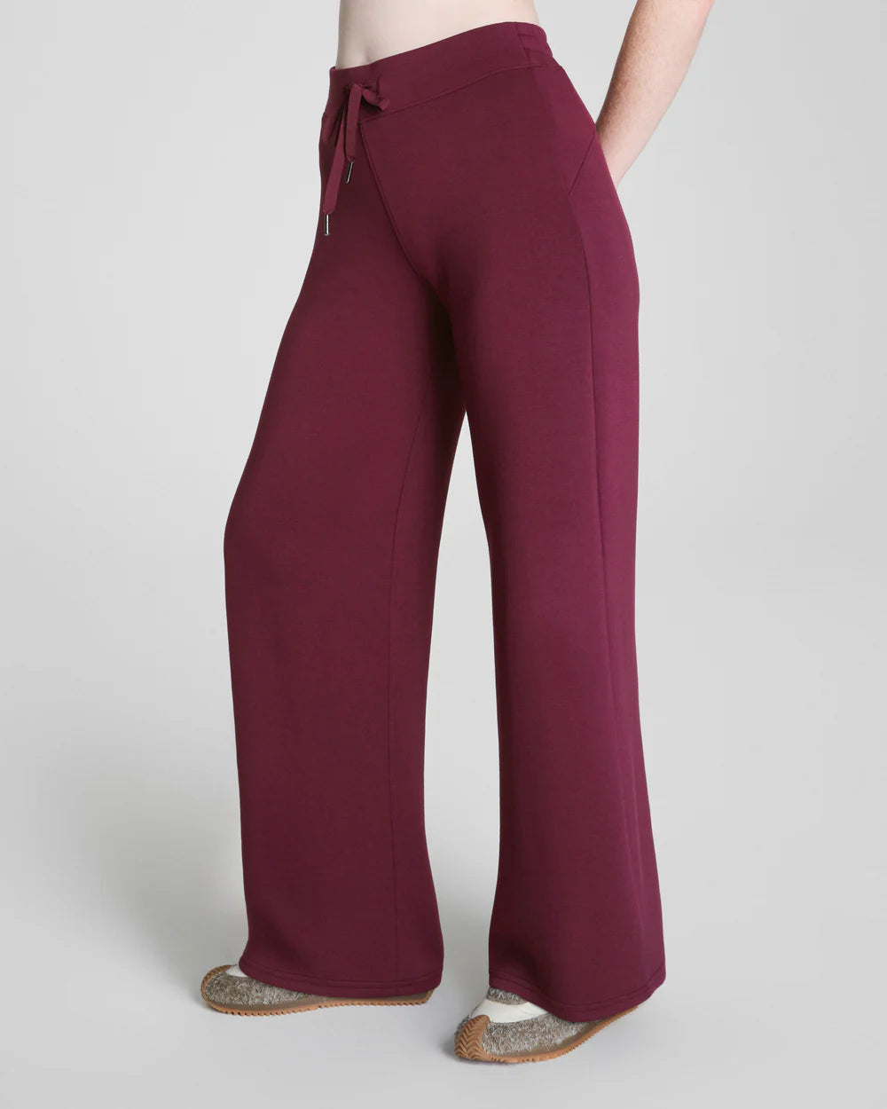 Air Essentials Wide Leg Pant