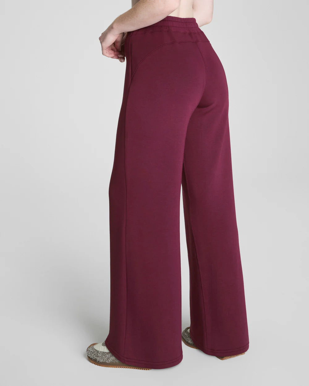 Air Essentials Wide Leg Pant