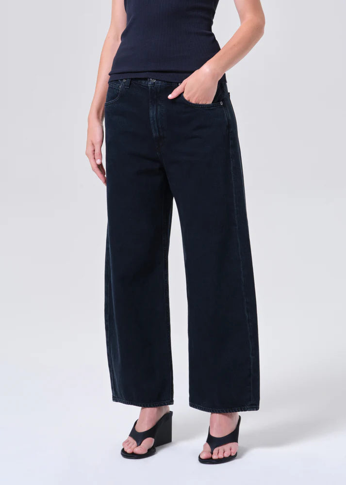 Low Curve Crop Jean
