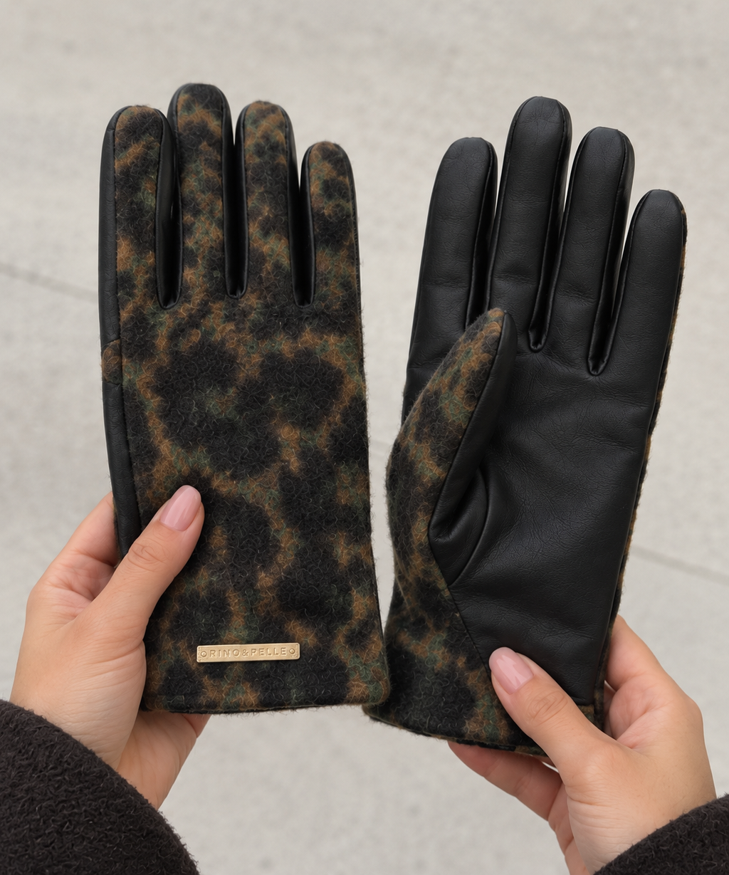 Leopard Gloves