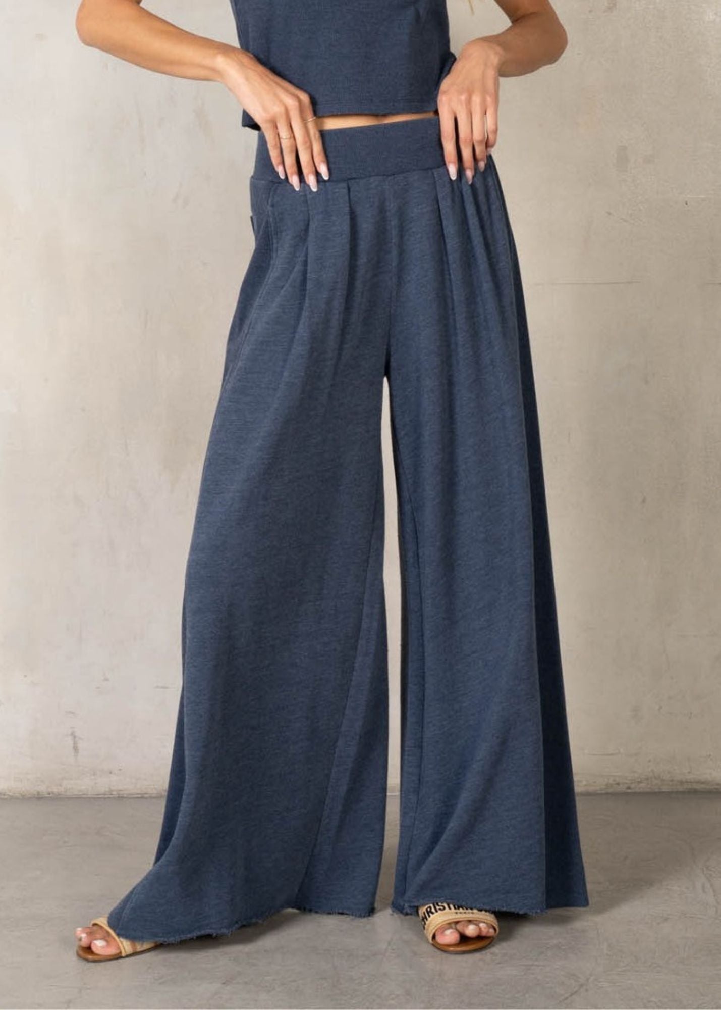 Willow Wide Leg Sweatpant