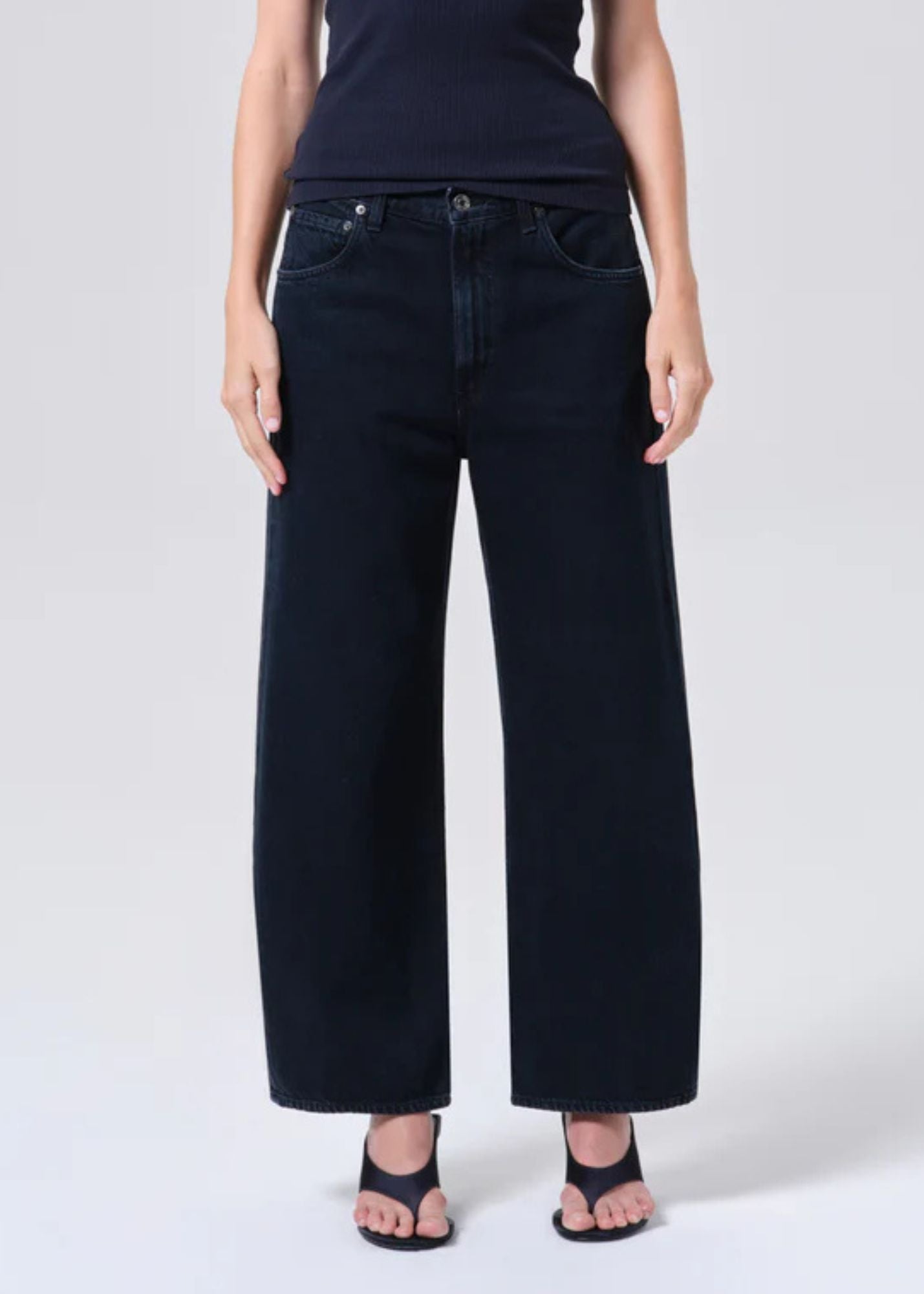 Low Curve Crop Jean