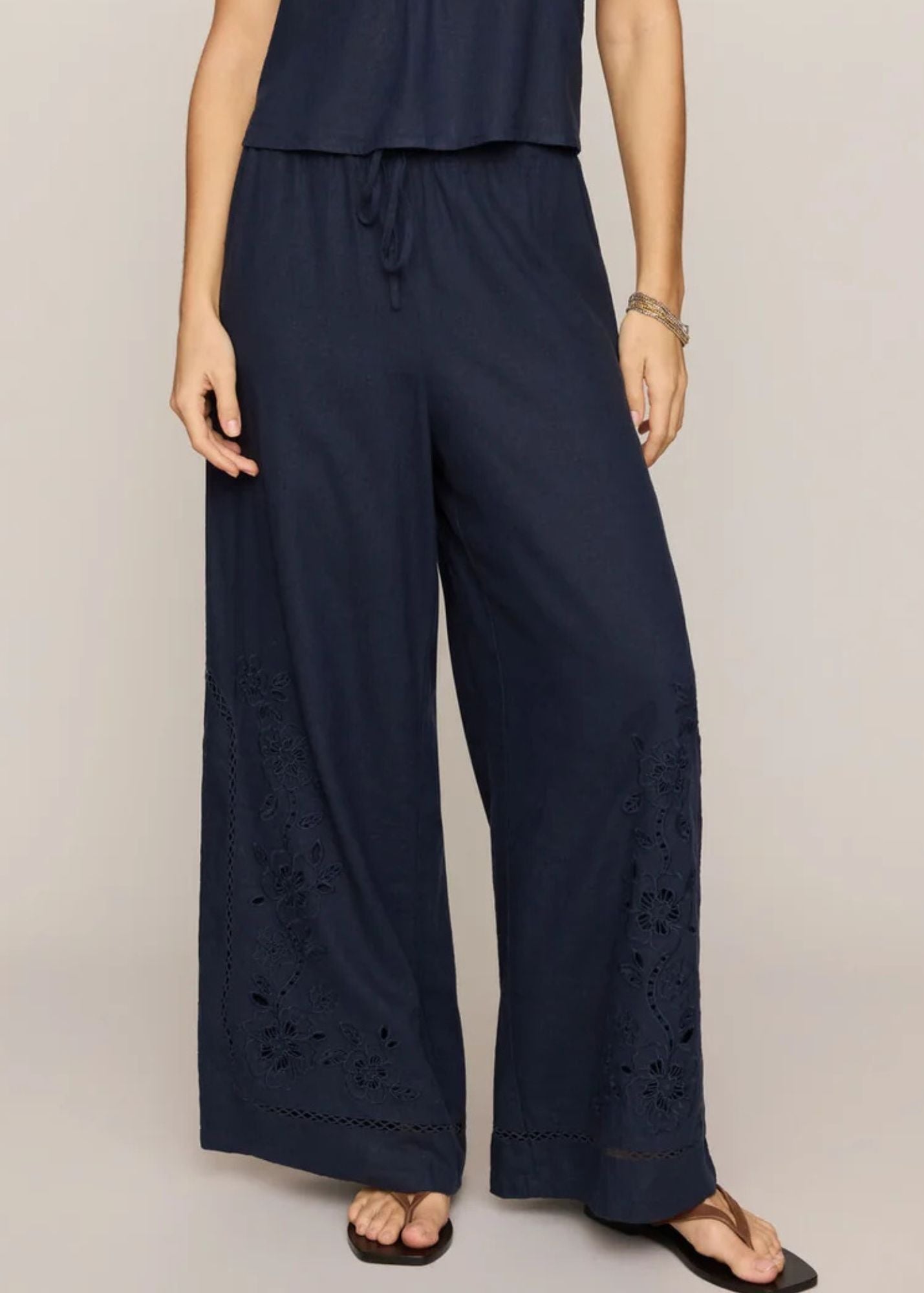 Sid Embroidered Woven Pant