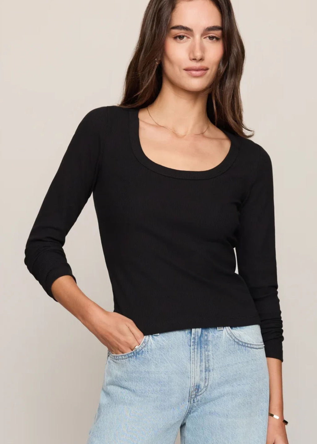 Greyson Scoop Long Sleeve Tee