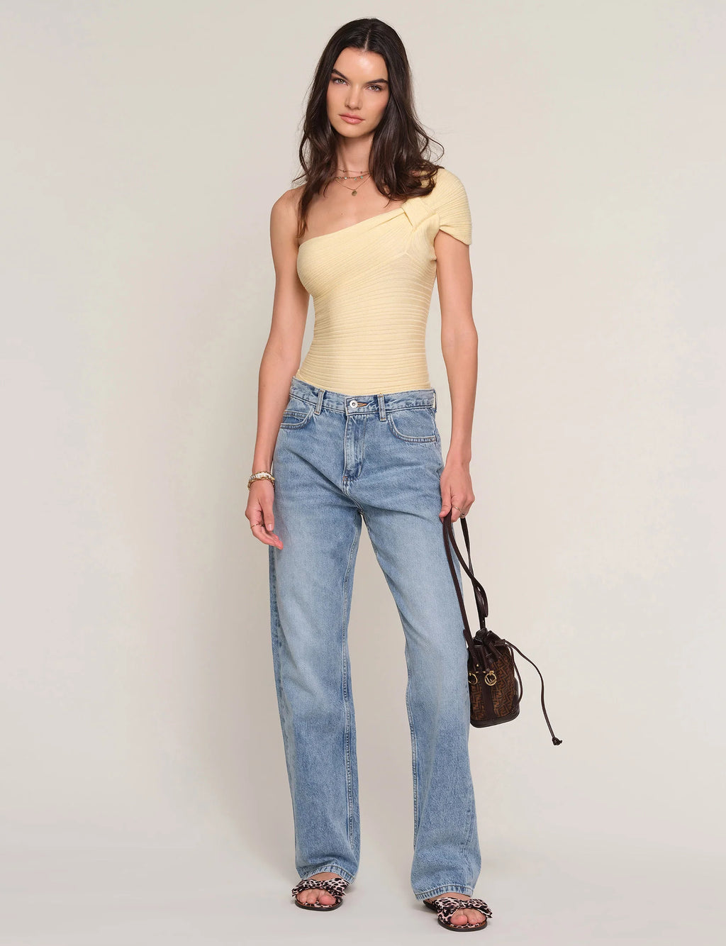 Veri Top – Clothes Horse