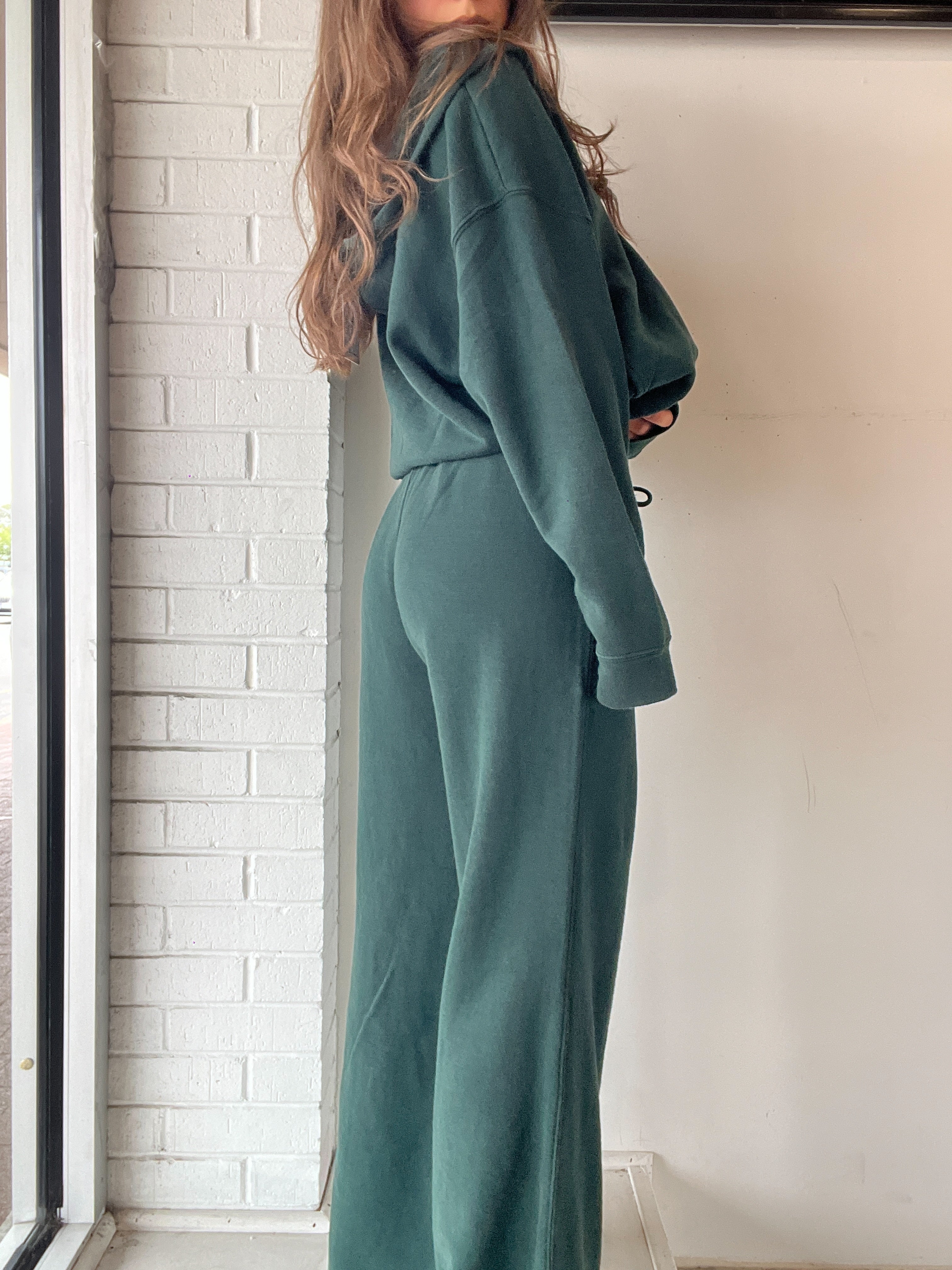 Wide Leg Drawstring Sweatpant