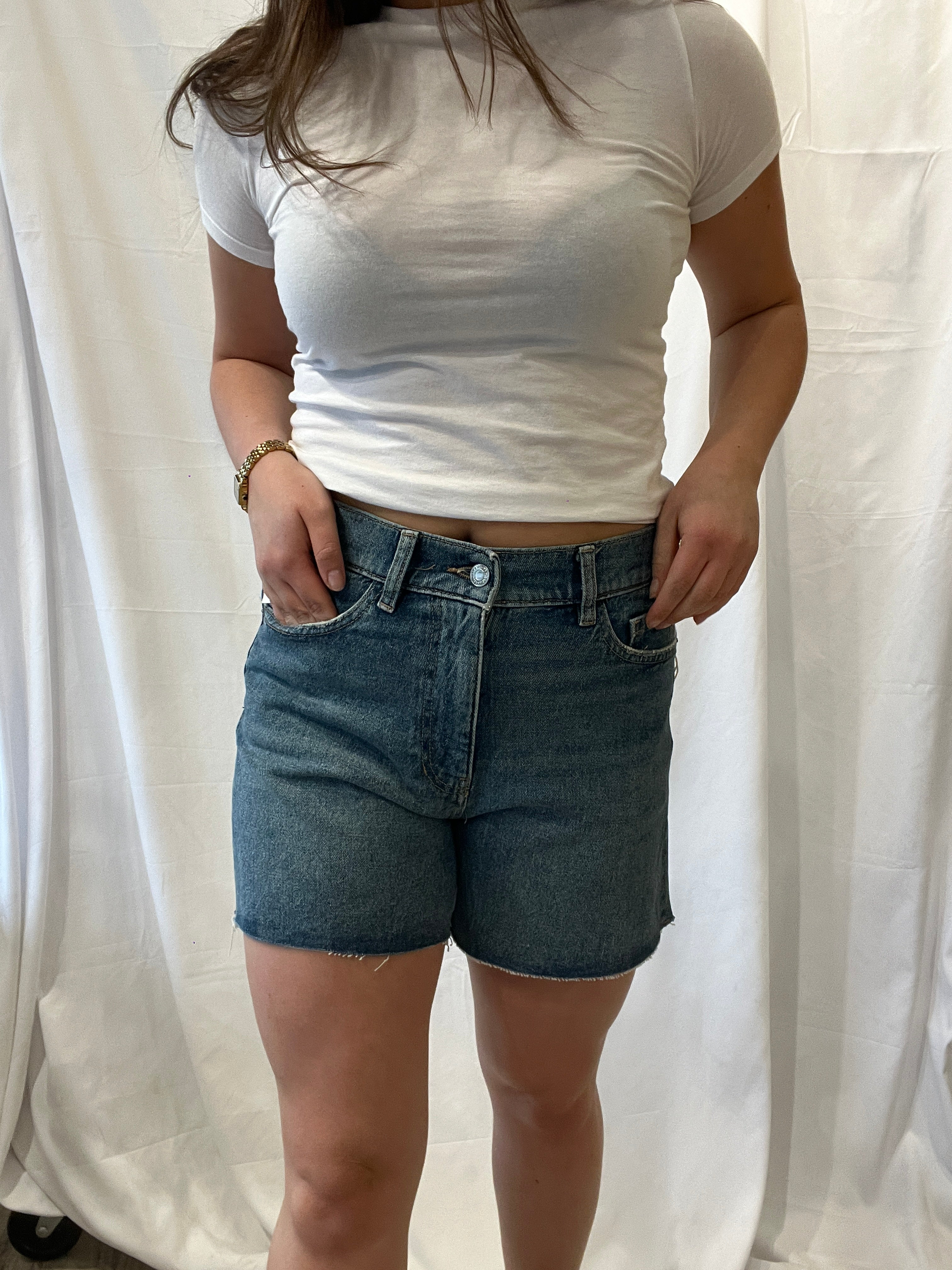 VVI Relaxed Jean Short - Clothes Horse