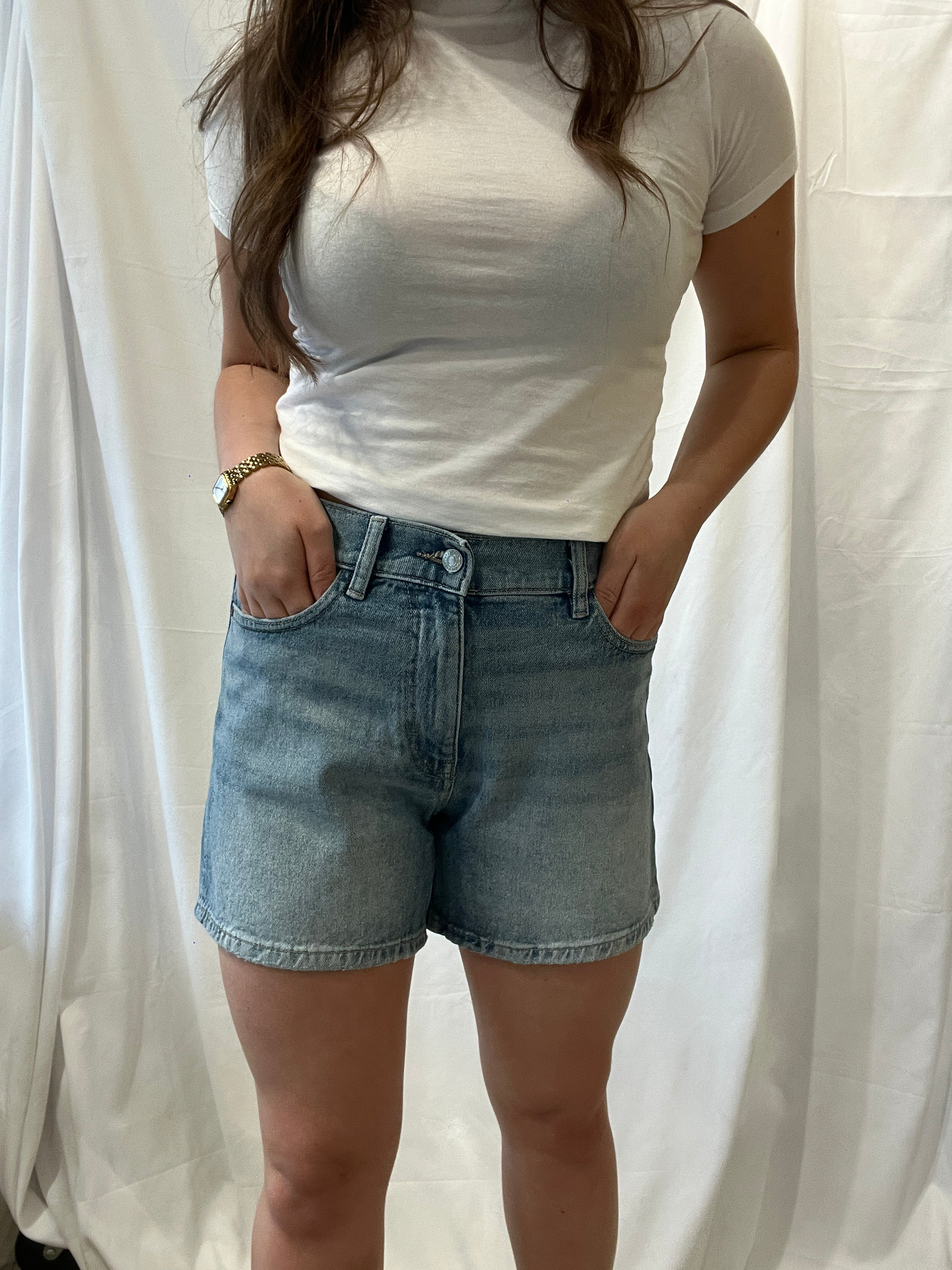 VVI Relaxed Jean Short - Clothes Horse