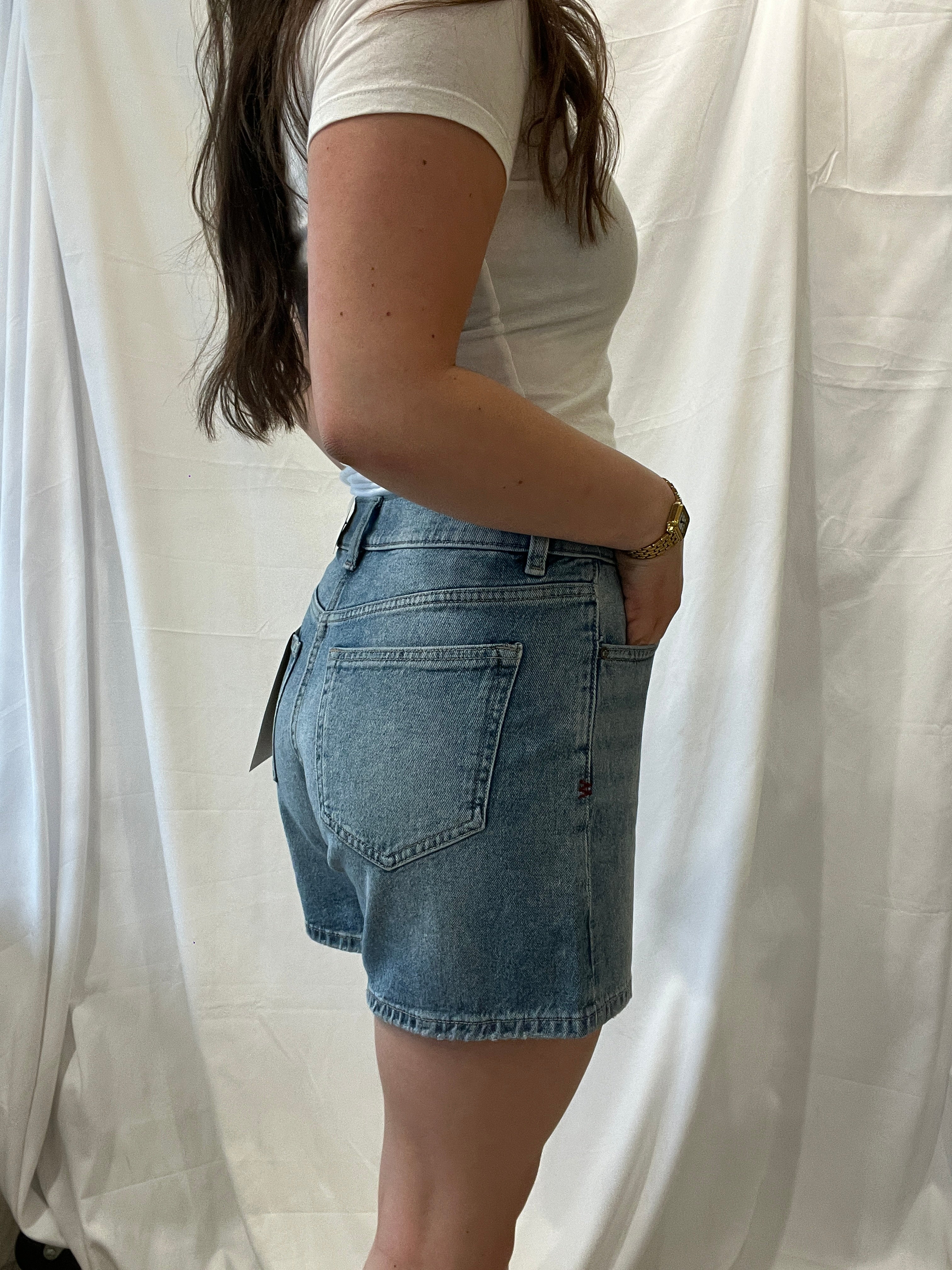 VVI Relaxed Jean Short - Clothes Horse