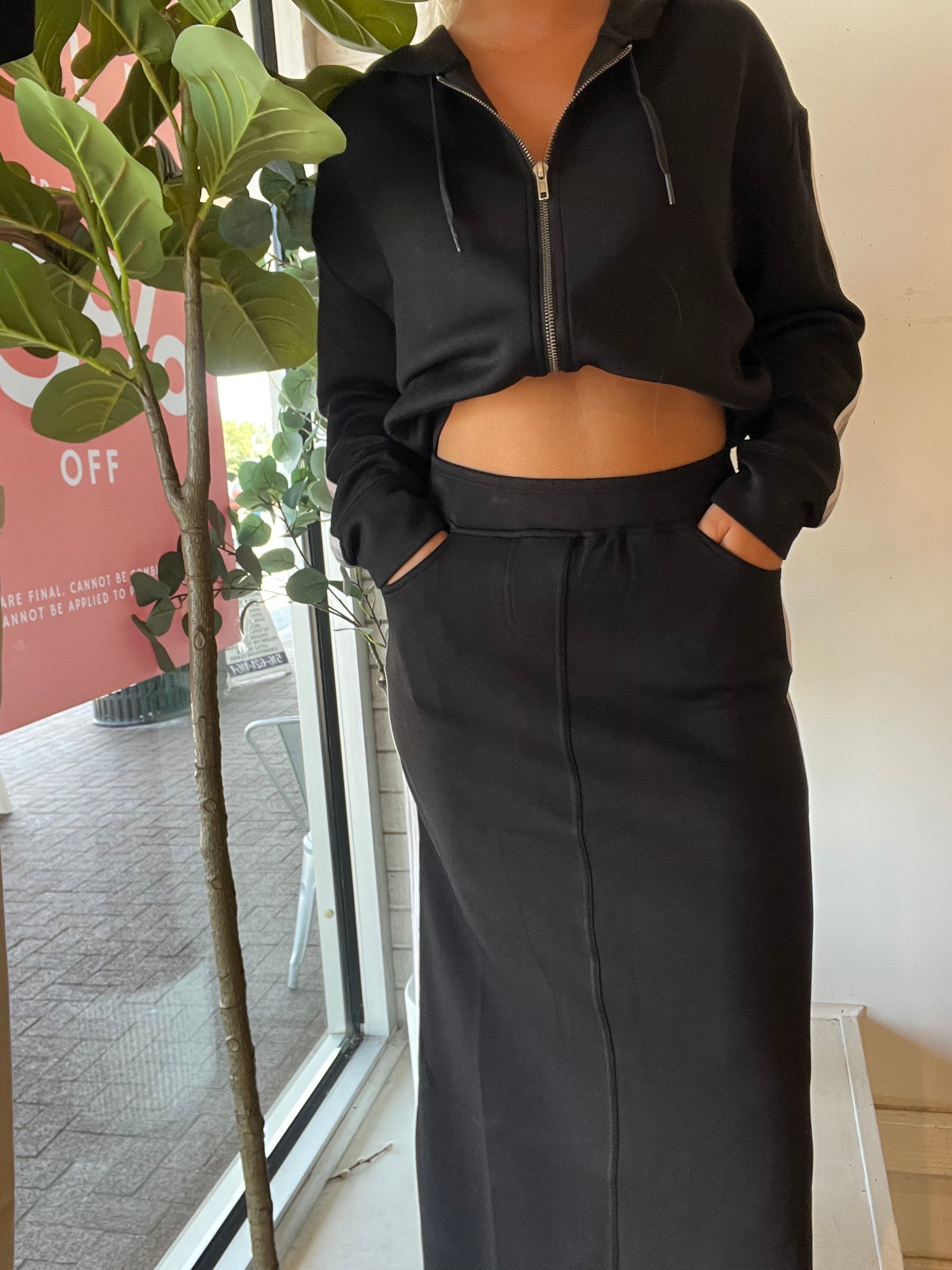 Roslyn Cloud Maxi Skirt