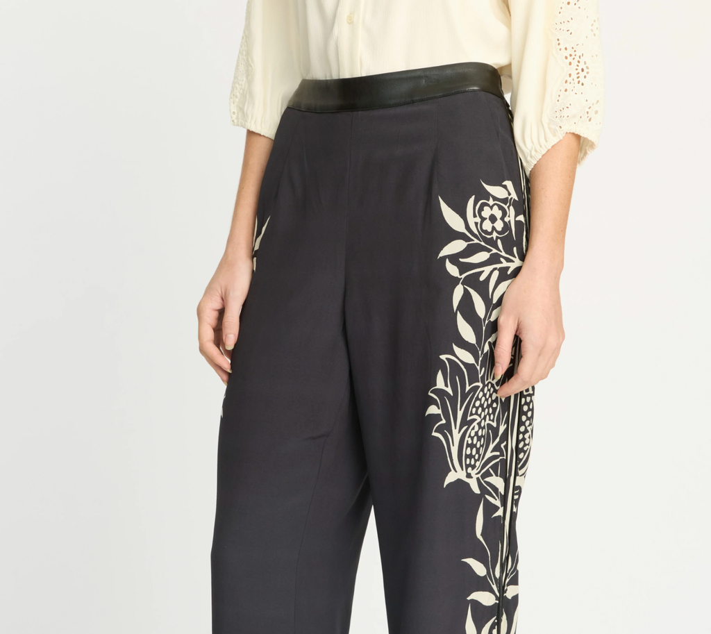 Maxine Pant