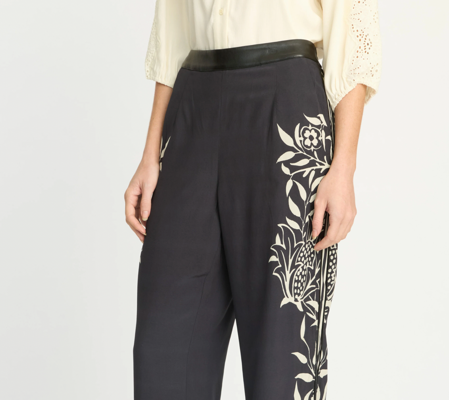 Maxine Pant