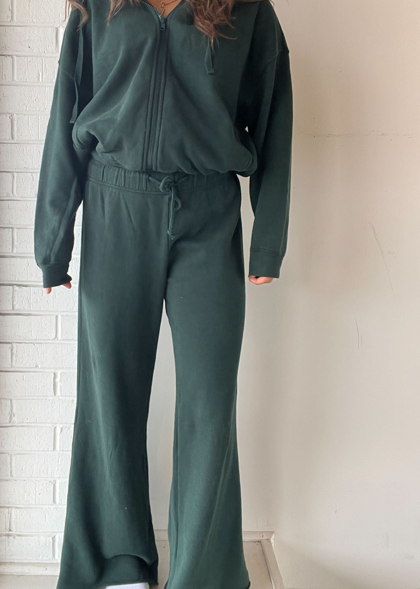 Wide Leg Drawstring Sweatpant