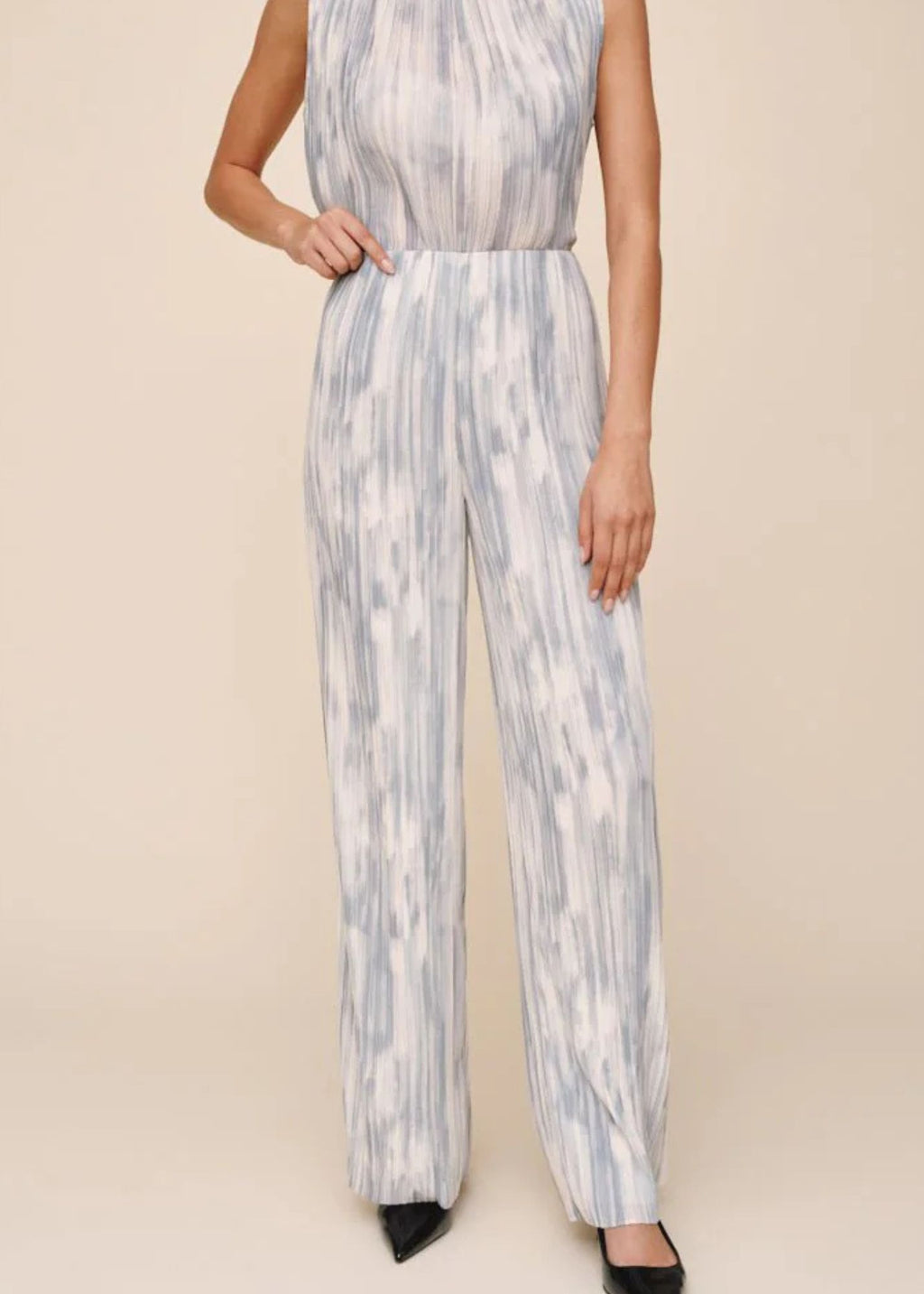 Pull On Pleated Pant
