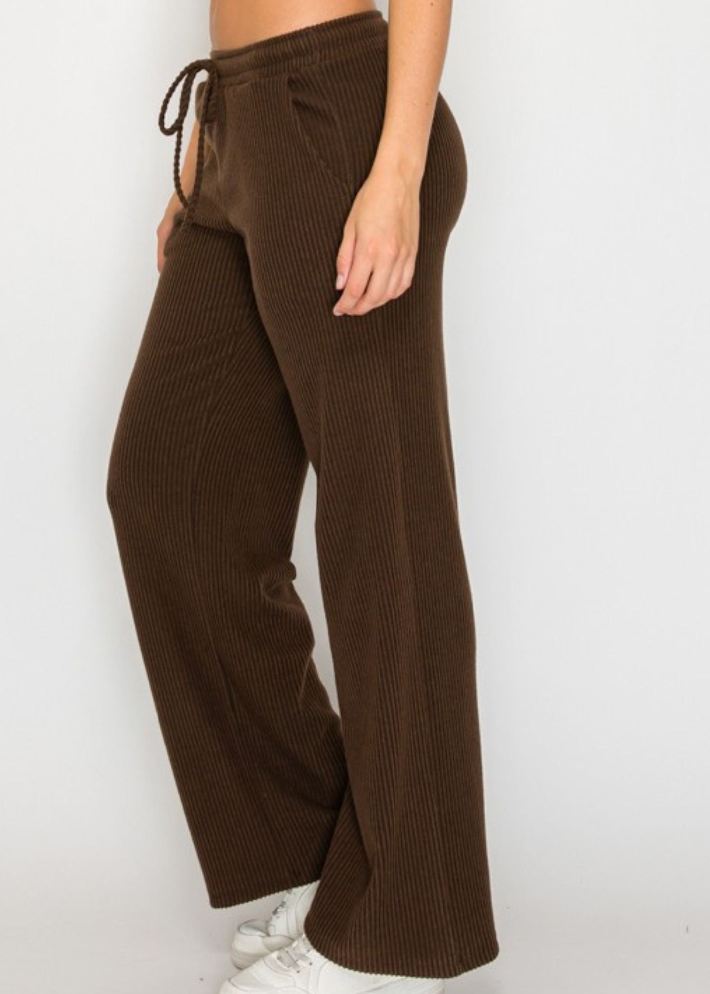 Rachelle Ribbed Straight Leg Sweatpant