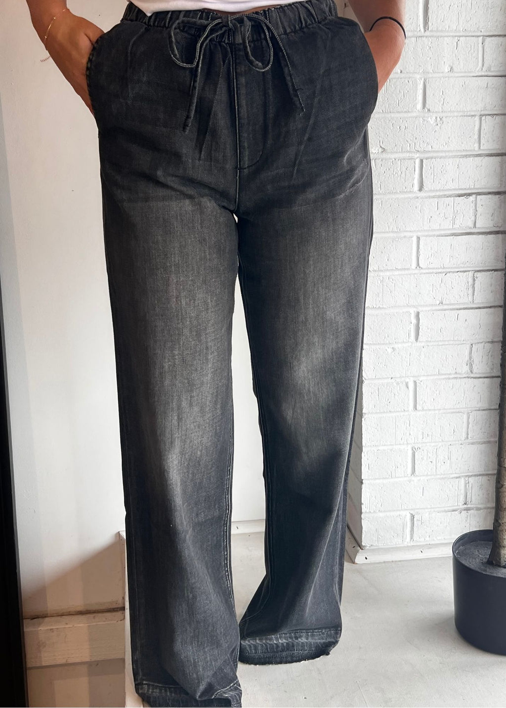 Genesis Drawstring Pant