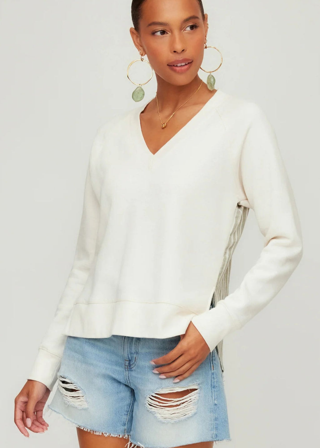 Vivi Contrast V-Neck Top
