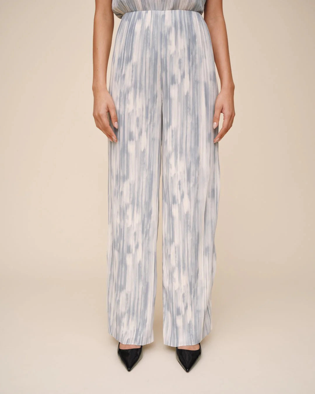 Pull On Pleated Pant