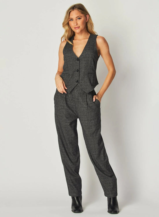 Relaxed Pleat Front Trouser