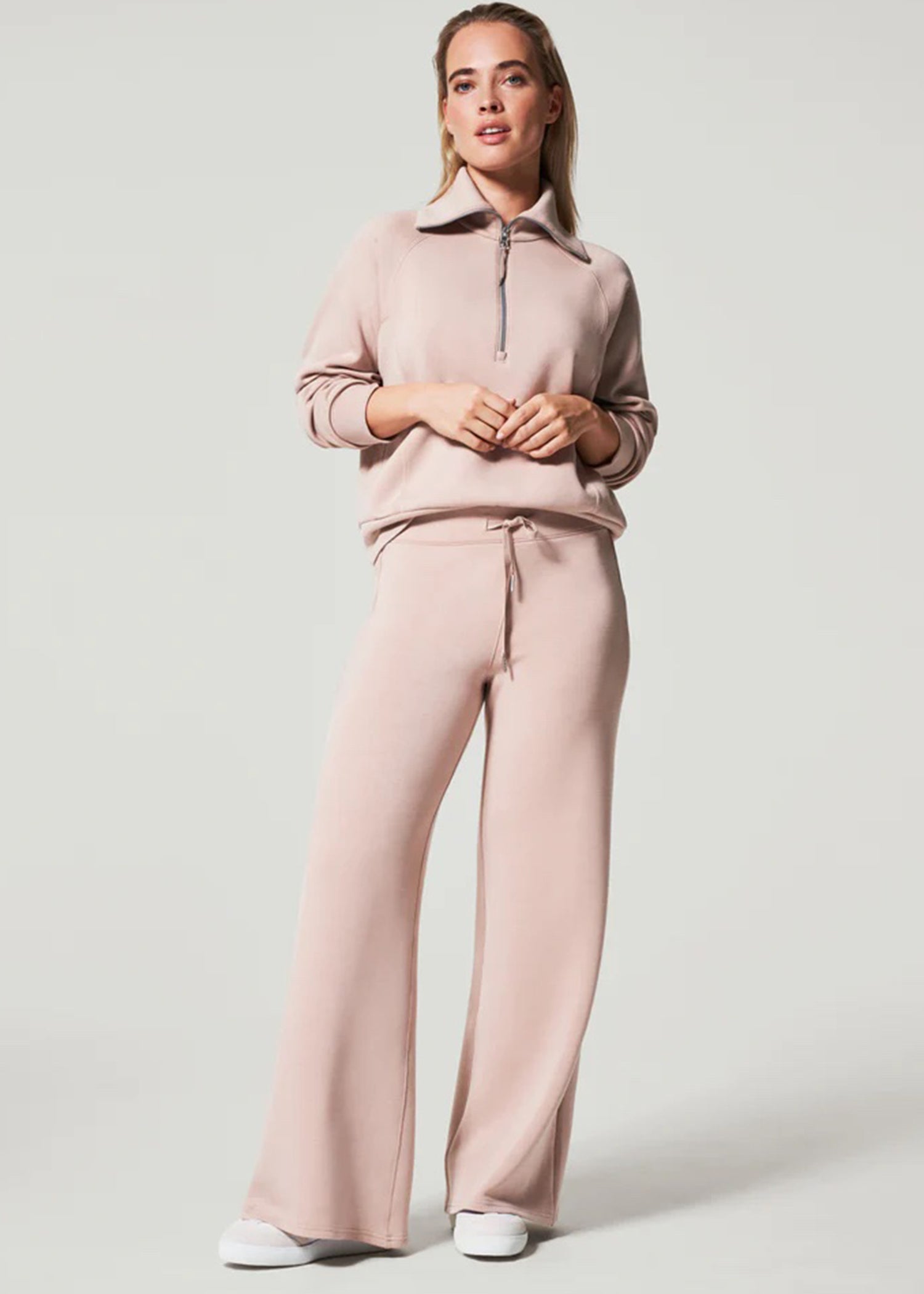 AirEssentials Wide Leg Pant